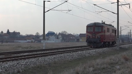 Изолиран дизелов локомотив