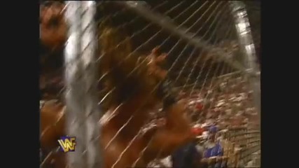 Daniel Bryan казва, че главата на Randy Orton ще бъде изритана от тялото му на турнира Ад в Клетка