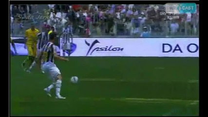 Juventus 1:0 Parma First Goal 11.09.2011