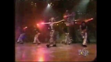 Britney Spears Live - Opps i did it again! In Gold Spandex 