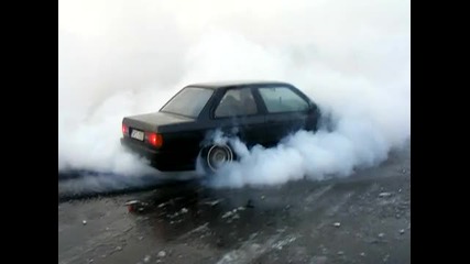 Лудниза e30 335 burnout borsk