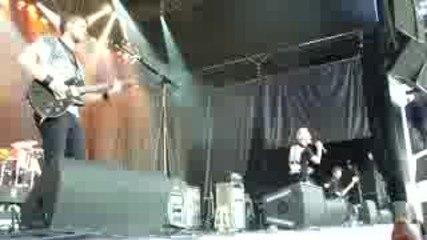 Thousand Foot Krutch - Fire It Up (official Video) 