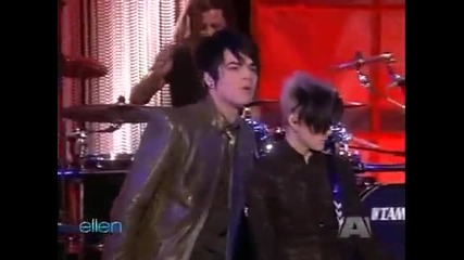 Adam Lambert - Whataya want form me (live on Ellen) 
