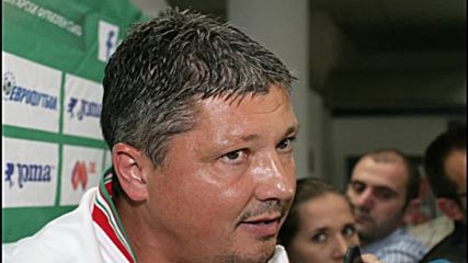 Венци Стефанов: Любо Пенев загуби битката, защото бе далече от футболистите