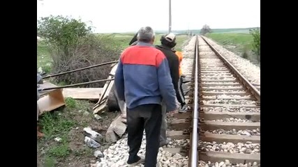 Цигани спират влак (100% смях) Продължение