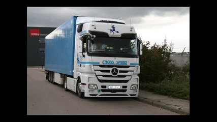 Mercedes Benz Trucks 
