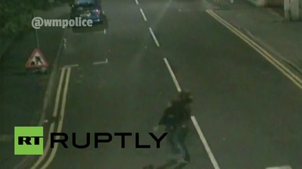UK: Suspected rapist crosses Birmingham street carrying victim