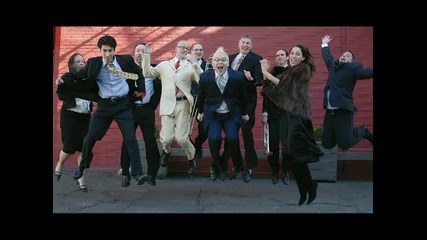 Pink Martini - Bitty Boppy Betty