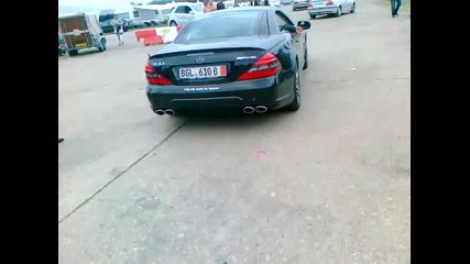 Мощ и красота това е Mercedes-benz Amg