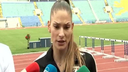 Габриела Петрова триумфира с националната титла в тройния скок