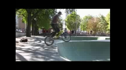 Street Bike Stunts - Яки Каскади С Колело