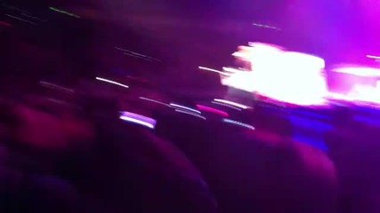 Rihanna - Rude Boy Live (loud Tour 4 March 2011 Sydney Australia) 