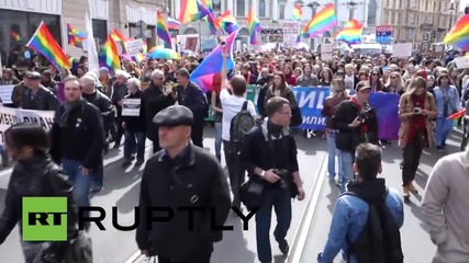 Russia: LGBT supporters join May Day protests in St.Petersburg