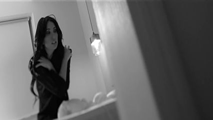 Katerina Naka - Mavra Xromata - Official Music Video
