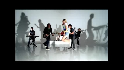 Miley Cyrus - 7 Things