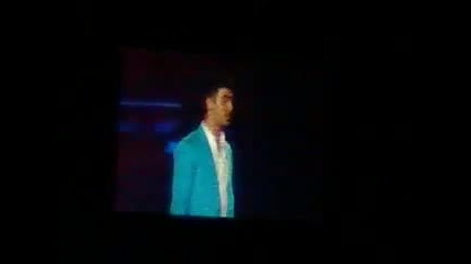 В Е Л И К О !!! Джо Джонас и Дулсе Мария на една сцена...see no more