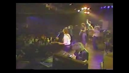 Toto - Ill Supply The Love - Live 1979.flv