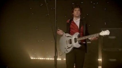 Fall Out Boy - Thnks fr th Mmrs (thanks for the Memories)
