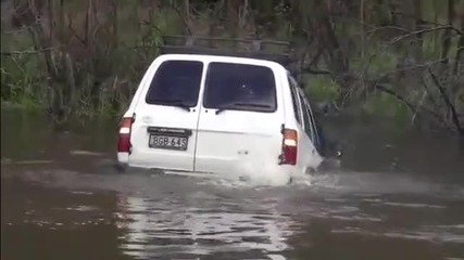 Кой казва че Тойота не може да плува