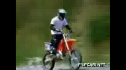 Много смях има тука! Гледай