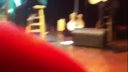 Селена & Big Time Rush изпълняват заедно песен на концерта й за Юнисеф
