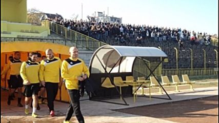 Радуканов: Футболистите се стараят, но имаме много работа