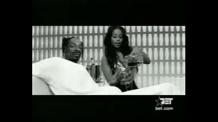 Snoop Dogg Feat. - Drop It Like Its Hot