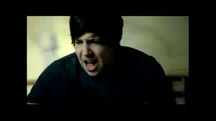 Simple Plan - Your Love Is A Lie [video]