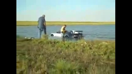 Бугати пада в морето !!!