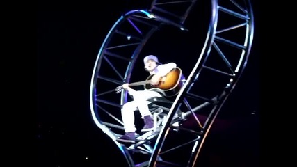 На живо! Justin Bieber - Favorite girl ( My World Tour ) 23.06.2010 Hartford, C T 