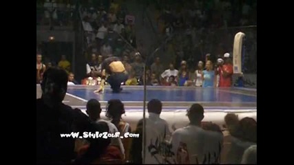 Breakdance Junior vs Darkness battle