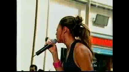 Beyonce - Dangerously Inlove Live