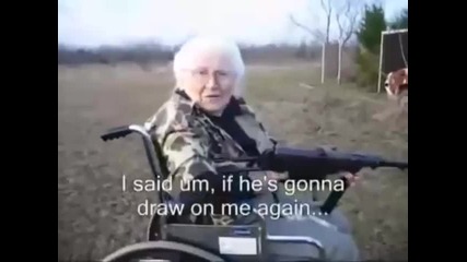 Баба инвалид стреля с автомат 