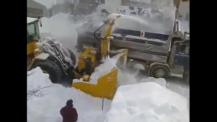 Genius Way to Remove Snow