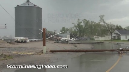 Торнадо в Орик , Мисури 10.5.2014