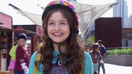 Soy Luna - Луна влиза за първи път в Jam and Roller