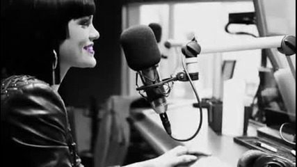Jessie J - Domino