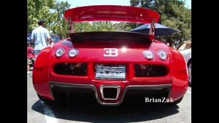 Red Bugatti Veyron 