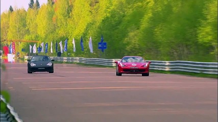 Ferrari_458_italia_vs_porsche_91