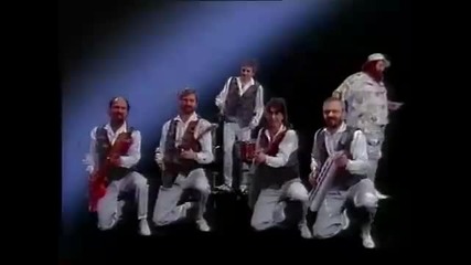 Lepa Brena - Igraj dragi
