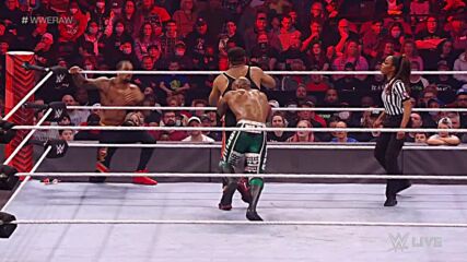 The Street Profits vs. Apollo Crews & Commander Azeez: Raw, Jan. 3, 2022