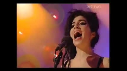 Amy Winehouse - Back to Black Live