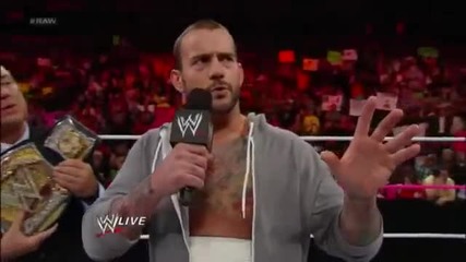 Мик Фоли приема предизвикателството на Пънк за турнира между отборите им - Raw 29/10/12