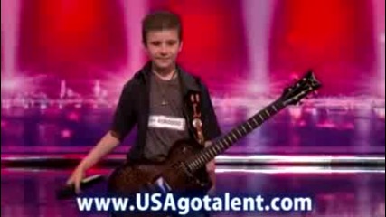 9 годишен китарист Noble Latz вдига публиката на крака - - Americas Got Talent 2009