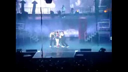 Chris Brown At Heineken Music Hall Amsterdam - Run It 18 Jan 0