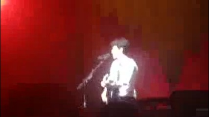 Nick Jonas Singing Catch Me and Before The Storm Live Jan 9th 