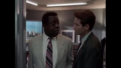 X-files 1x07 - Ghost in the Machine 1