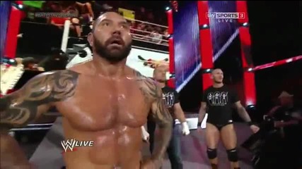 Ryback - размазан, след като отнесе "копие" и "тройна бомба" - Wwe Raw - 12/5/14