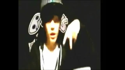 *biebs you make me smile* 