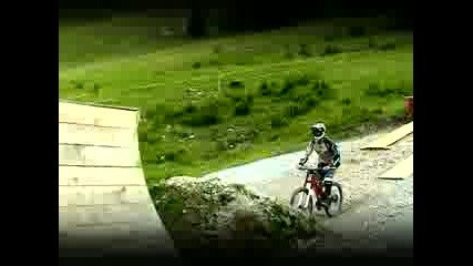 Extreme Freeride Mountain Biking 